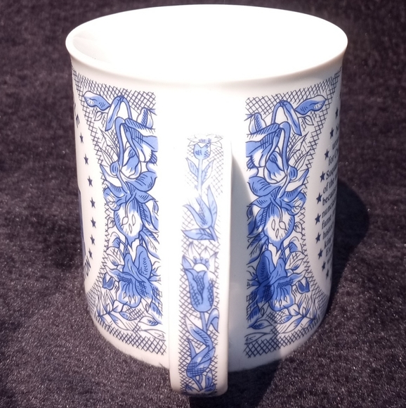 Seattle Washington The Space Needle Coffee Cup 8oz. - Picture 4 of 5